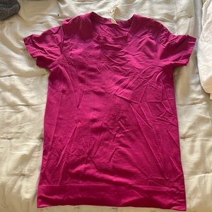 lululemon Size 2 swiftly relaxed fit ripened raspberry